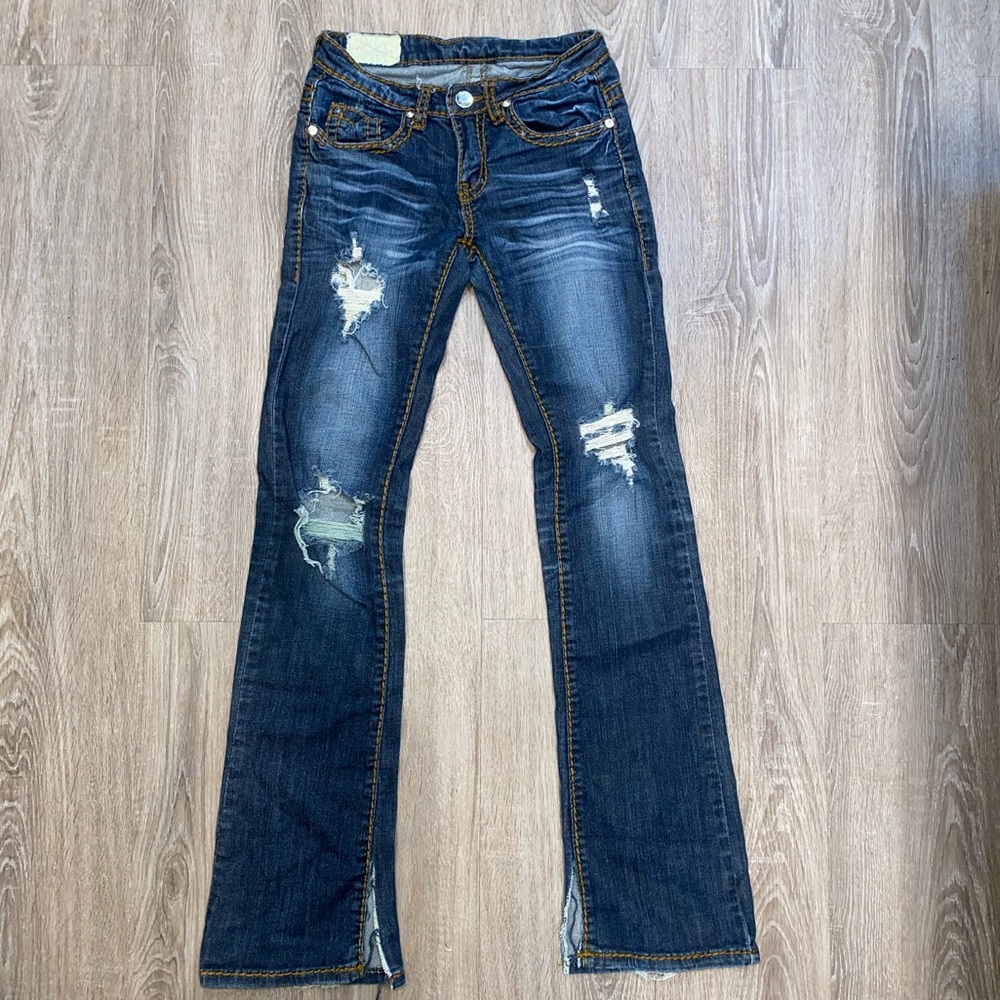 Machine destroyed jeans